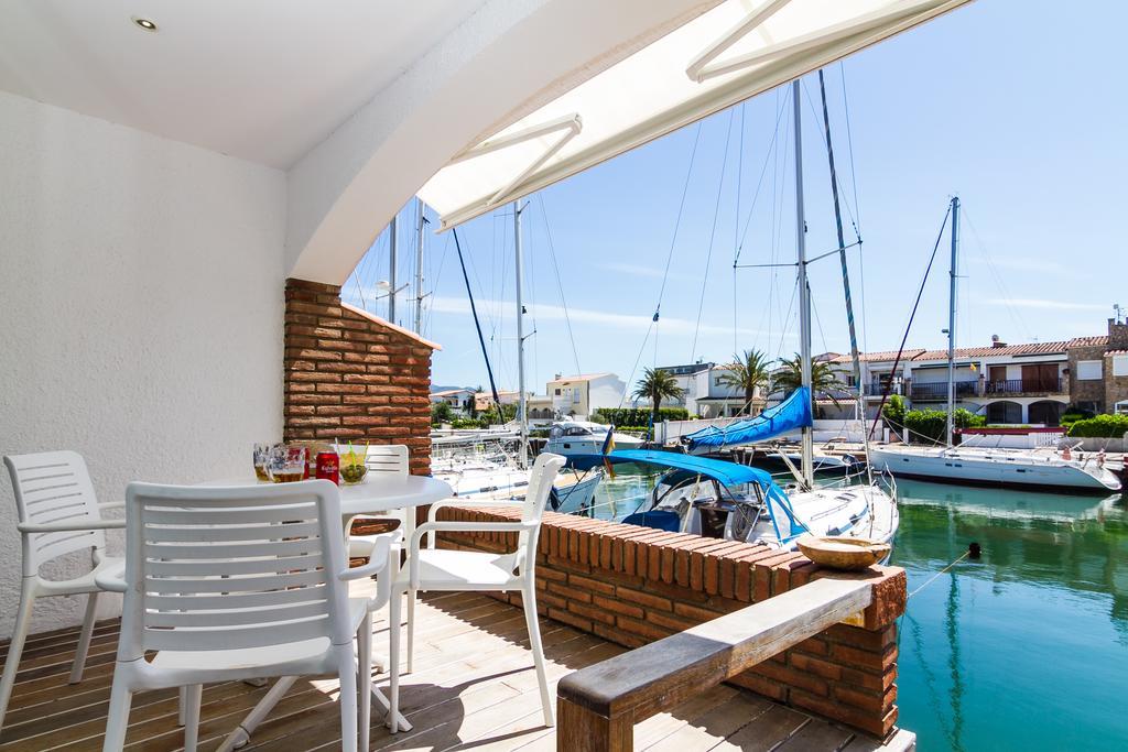 Vista Roses Mar - Casa Pescador Villa Empuriabrava Luaran gambar